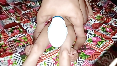 Indian babe in white lingerie gets her pussy fucked