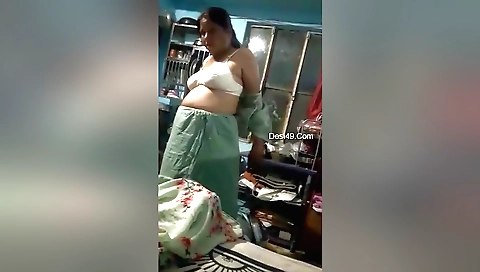 I'm showing off my big boobs in my homemade sex video