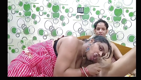 Indian stepmom teach her stepson a face in front of him