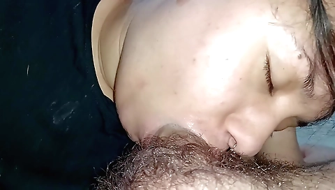 Indian big-tittied milf is making her own hardcore hardcore vid