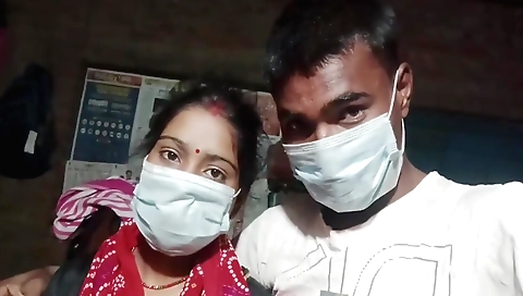 Indian hot chick has sex in her homemade sex video