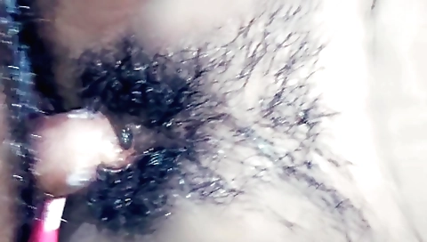 Indian girl in a kinky fetish video makes a big cumshot