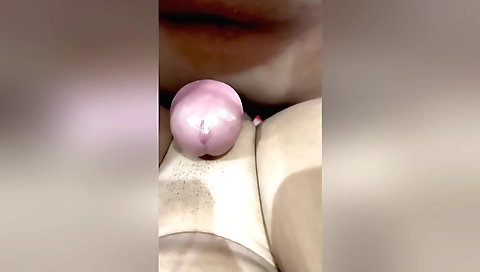 Indian girl gets fucked hard by a guy in a homemade video