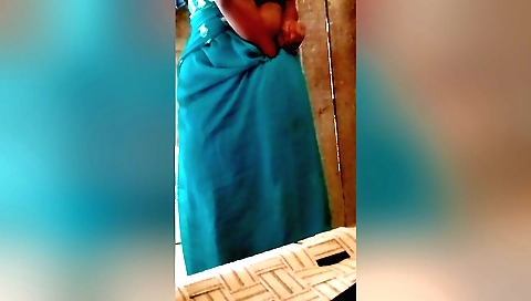 Amateur indian girl 18+ is getting her cunt fingered