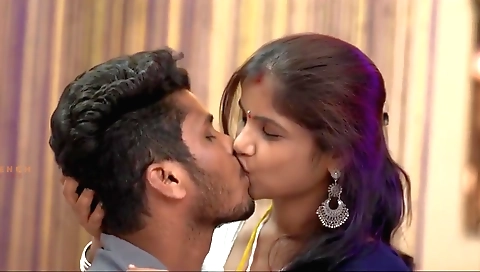 Indian brunette with a big ass gives a nice blowjob