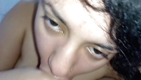 Indian milf fucks herself in POV amateur porn video