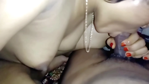 Indian couple with big boobs is having a hardcore handjob