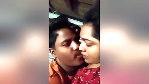 I fuck a sexy indian woman on my amateur webcam vid