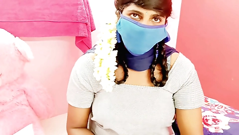 Indian girl fucks in missionary position and gets creampied