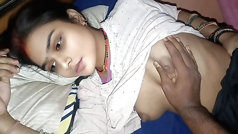 Indian babe fucks her Muslim friend at home in a homemade vid