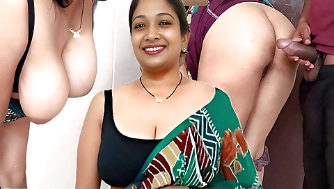 Indian brunette gives her clients blowjob on the table