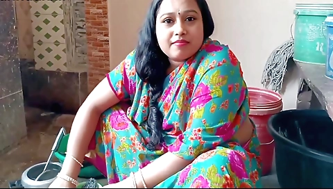 Indian milf suck cum after stepfamilial bang in hot vid