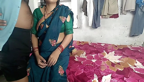 Indian stepbrother-in-law fucked in the closed room
