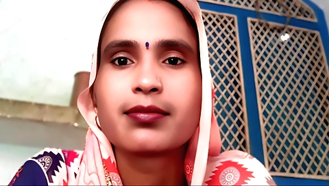 Indian amateur solo video with a naked female girl