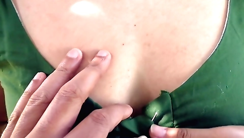 Indian stepson with huge big tushies is a good boyfriend