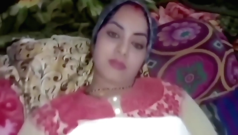 Bollywood girl is having sex with her boyfriend in POV