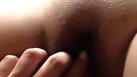 Fat chick in homemade video fingering and sucking pussy