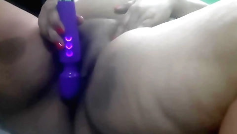 Hunky amateur indian doll fucks herself with a toy