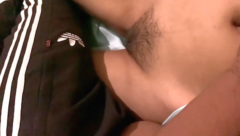 Indian amateur hairy girl porn video with cum on her pussy