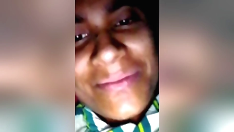 Indian amateur girl makes a wonderful amateur masturbation film