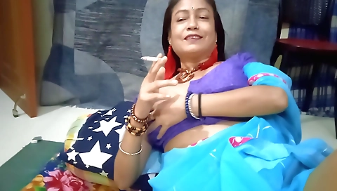 Indian lady with a hairy pussy sucks cock for pleasure