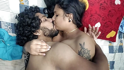 Indian brunette with tattoos taking his dick inside
