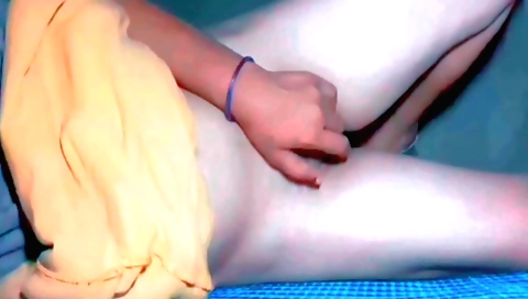 Indian solo female with a long body is getting fucked