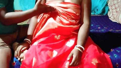 Hot indian babe with big boobs 18+ in the amateur porn