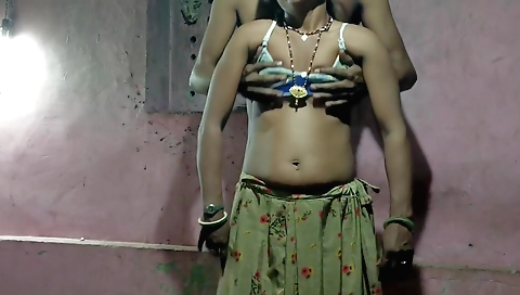 Amateur girl and horny boyfriend making a webcam vid